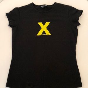 Cotton spandex express X tee black yellow fitted S